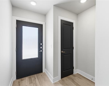 3369 Wynwood Drive - Photo Thumbnail 4