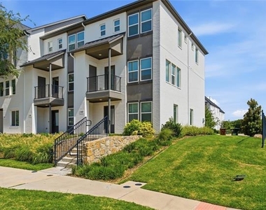3369 Wynwood Drive - Photo Thumbnail 1