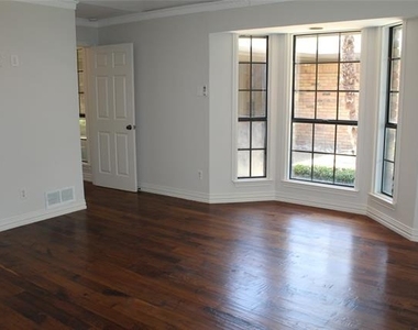 5709 Buffridge Trail - Photo Thumbnail 22