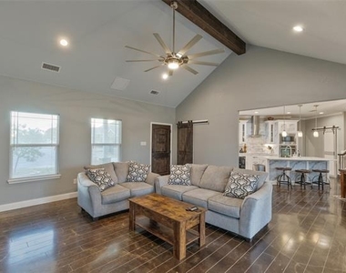 3518 Rhonni Court - Photo Thumbnail 2