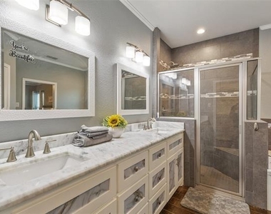 3518 Rhonni Court - Photo Thumbnail 19