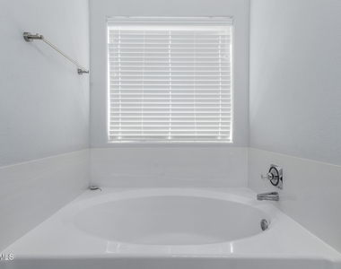 4623 E Libby Street - Photo Thumbnail 16