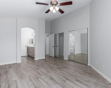 4623 E Libby Street - Photo Thumbnail 13