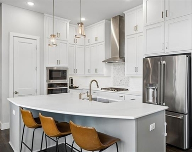 5105 Artemesia Lane - Photo Thumbnail 5
