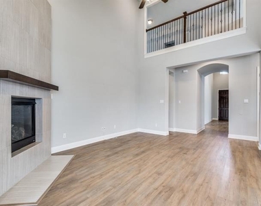 3511 Meridian Avenue - Photo Thumbnail 5