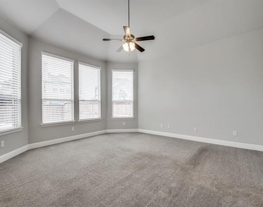 3511 Meridian Avenue - Photo Thumbnail 19