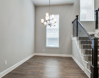 3511 Meridian Avenue - Photo Thumbnail 4