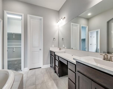 3511 Meridian Avenue - Photo Thumbnail 20