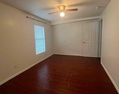 2965 Clovis Avenue - Photo Thumbnail 13