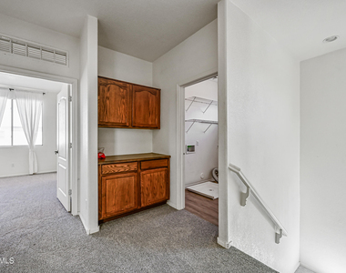 1808 E Dunbar Drive - Photo Thumbnail 12