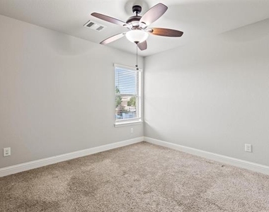 4104 Swinley Forest Drive - Photo Thumbnail 19