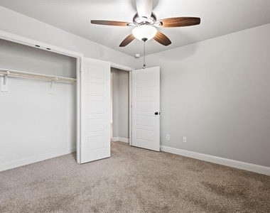 4104 Swinley Forest Drive - Photo Thumbnail 18