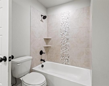 4104 Swinley Forest Drive - Photo Thumbnail 21
