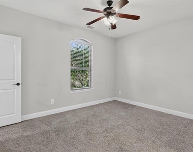 4635 Saginaw Court - Photo Thumbnail 21