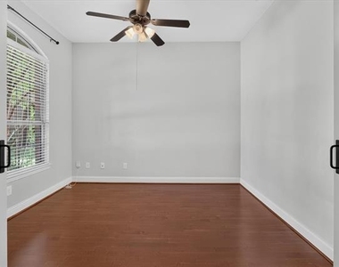 4635 Saginaw Court - Photo Thumbnail 2