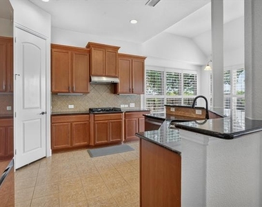 4635 Saginaw Court - Photo Thumbnail 15