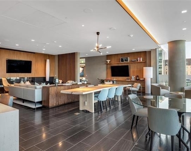 7901 Windrose Avenue - Photo Thumbnail 30