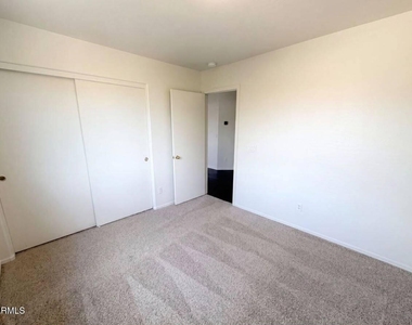 13976 W Port Royale Ln, Way - Photo Thumbnail 12
