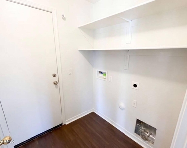 13976 W Port Royale Ln, Way - Photo Thumbnail 13