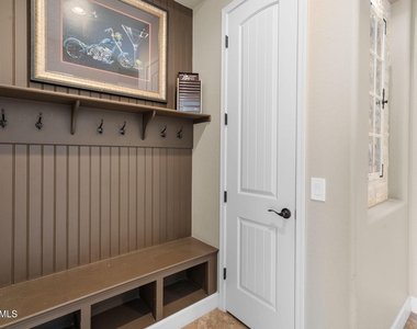 3781 E Chestnut Lane - Photo Thumbnail 17