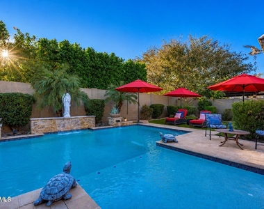3781 E Chestnut Lane - Photo Thumbnail 11