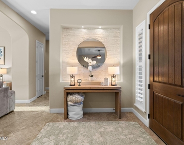 3781 E Chestnut Lane - Photo Thumbnail 19