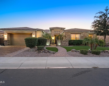 3781 E Chestnut Lane - Photo Thumbnail 41