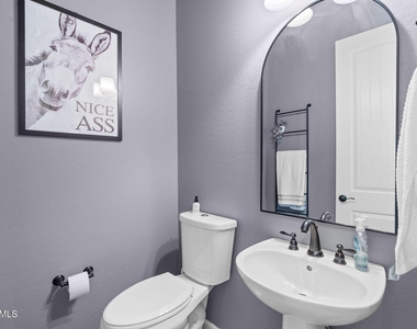 3781 E Chestnut Lane - Photo Thumbnail 29