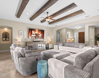 3781 E Chestnut Lane - Photo Thumbnail 21