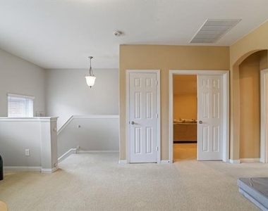 1213 Egret Court - Photo Thumbnail 17
