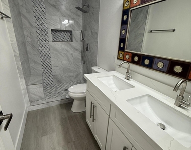 12820 N Mountainside Drive - Photo Thumbnail 16