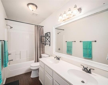 9600 Fox Hill Drive - Photo Thumbnail 20