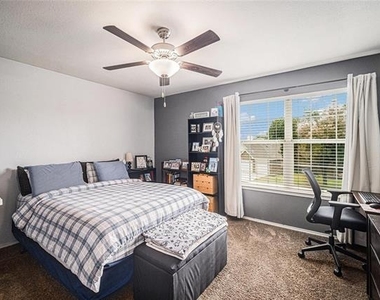9600 Fox Hill Drive - Photo Thumbnail 18