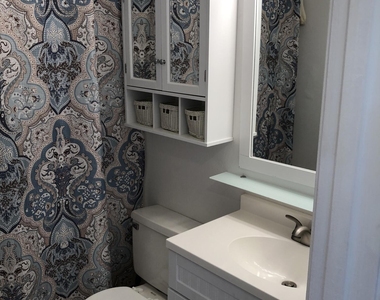 5192 Ne 6th Avenue - Photo Thumbnail 2
