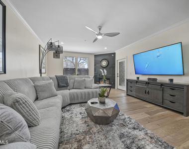 19777 N 76th Street - Photo Thumbnail 6