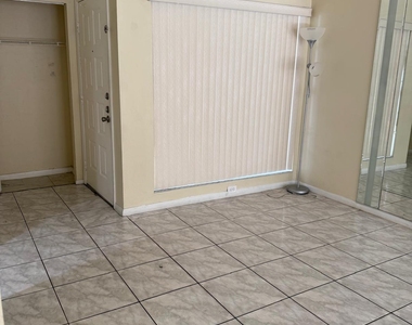 5232 Sw 122nd Terrace - Photo Thumbnail 7