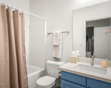 525 N Miller Road - Photo Thumbnail 13