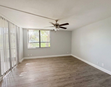 7340 Nw 1st Street - Photo Thumbnail 9