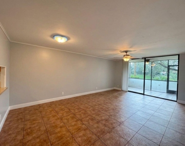 7340 Nw 1st Street - Photo Thumbnail 2