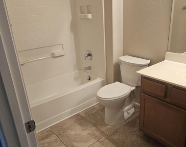 41240 W Capistrano Drive - Photo Thumbnail 12