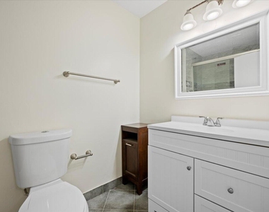 3666 Pinehurst Drive - Photo Thumbnail 15