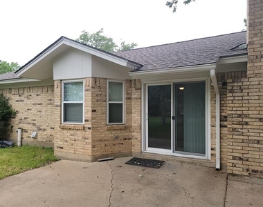 1000 Springdale Road - Photo Thumbnail 29