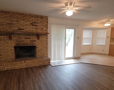 1000 Springdale Road - Photo Thumbnail 3