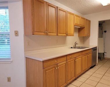 1000 Springdale Road - Photo Thumbnail 4