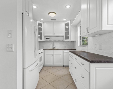 74 Mansfield B - Photo Thumbnail 12