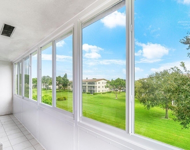 74 Mansfield B - Photo Thumbnail 25