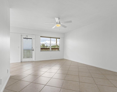 74 Mansfield B - Photo Thumbnail 2