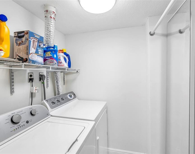 3150 Ne 48th Court - Photo Thumbnail 19