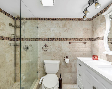 3150 Ne 48th Court - Photo Thumbnail 18