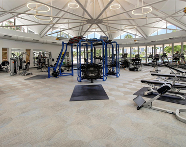 2500 Parkview Drive - Photo Thumbnail 26